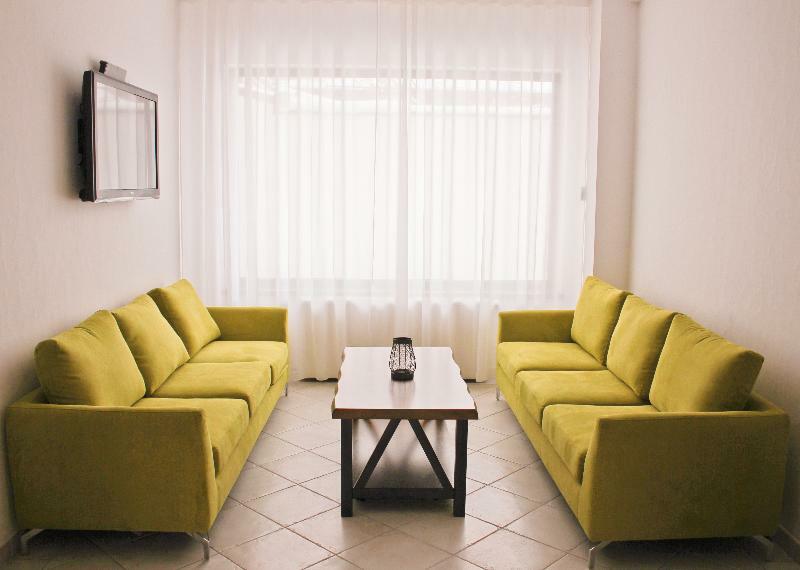 Casa Comana Boutique Hotel ブカレスト エクステリア 写真